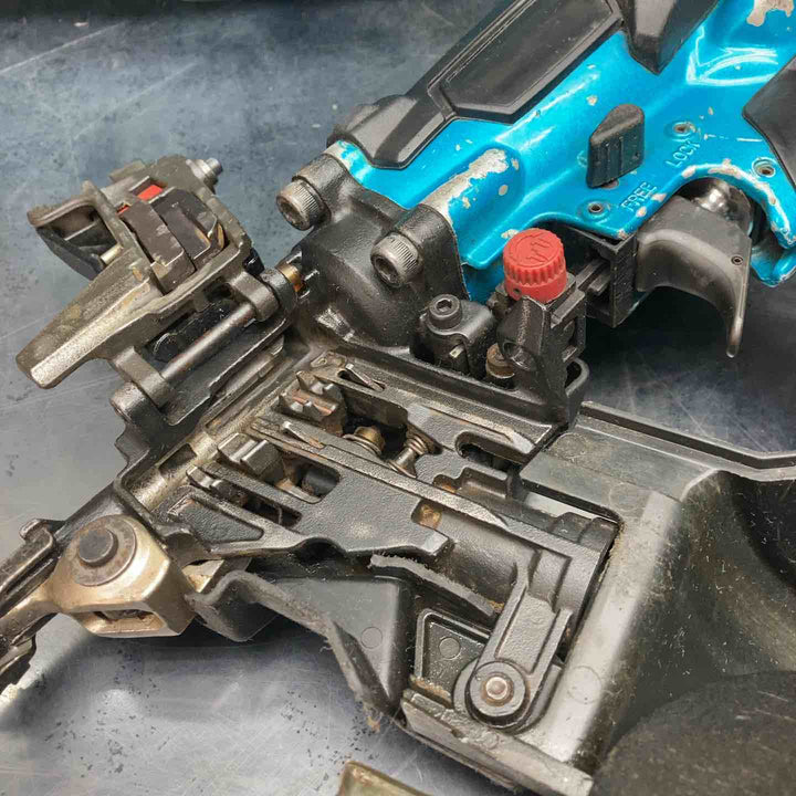 ★マキタ(makita) 高圧エア釘打ち機 AN533HM【川越店】