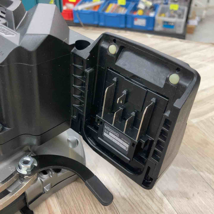 ★マキタ(makita) コードレスマルノコ HS005GRDXB【八潮店】