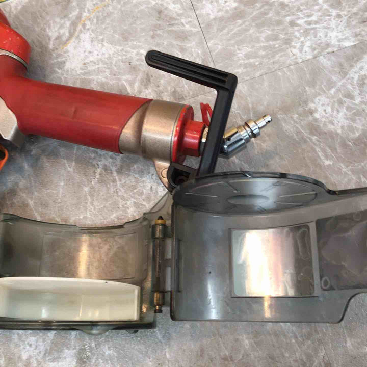 【中古品】☆マックス(MAX) 高圧エア釘打ち機 HN-65Z1【八潮店】