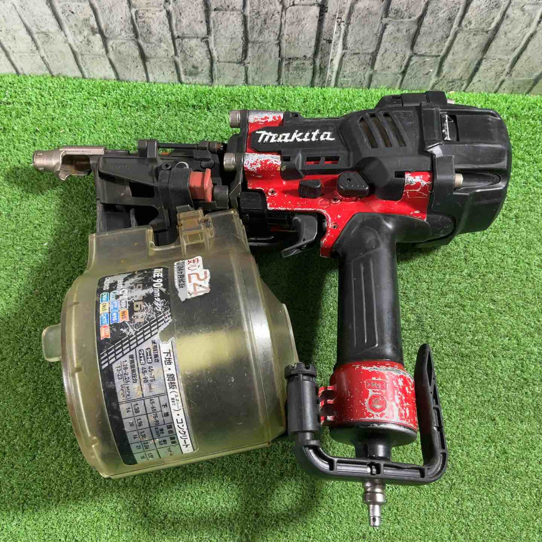 ★マキタ(makita) 高圧エア釘打ち機 AN936H 動作確認済【川口店】