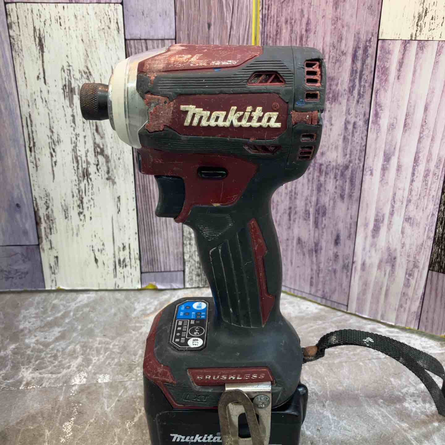 ☆マキタ(makita) コードレスインパクトドライバー TD161DGXAR【八潮店
