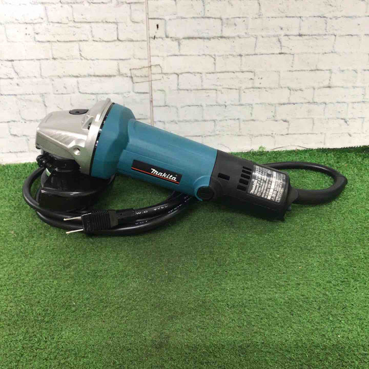☆マキタ(makita) 100mmディスクグラインダ 9533B【町田店】
