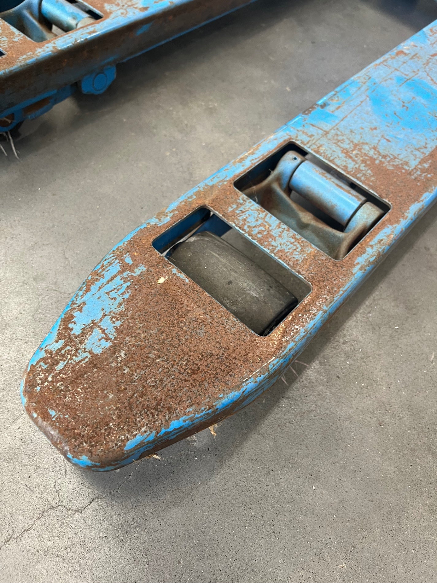 店頭受取り限定】コマツ(KOMATSU) ハンドパレット 81-52N 1500kg【川口