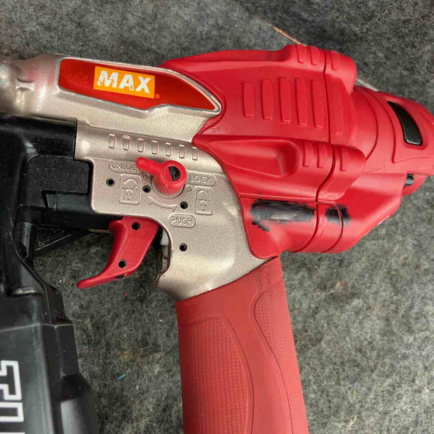 ☆マックス(MAX) 高圧エアネジ打ち機 HV-R41G2【鴻巣店】 – アクト