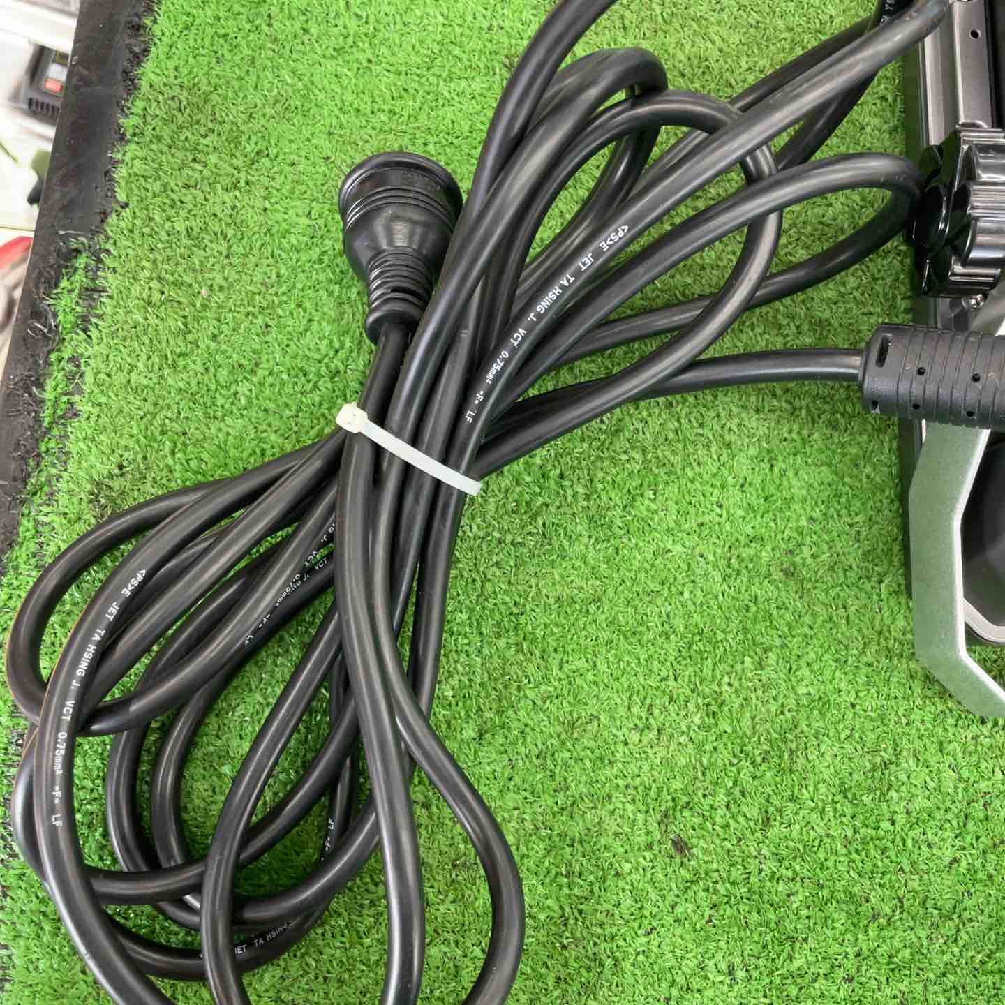 ハタヤ(HATAYA)バイス式 LEDライト LEV-705【桶川店】 – アクトツール