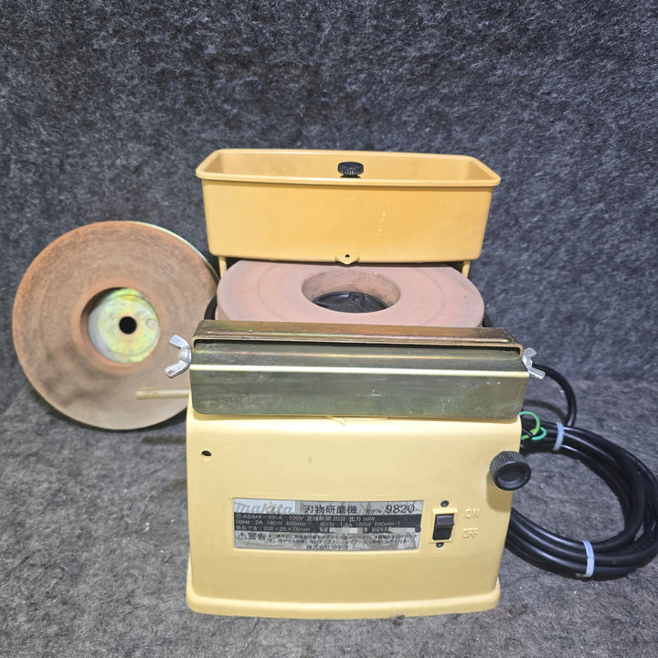 【中古品・中古替え砥石付き！】マキタ(makita) 刃物研磨機 9820【桶川店】