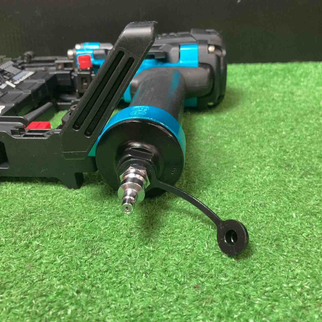 【中古品】★マキタ(makita) 高圧フロアタッカ AT451HM【岩槻店】