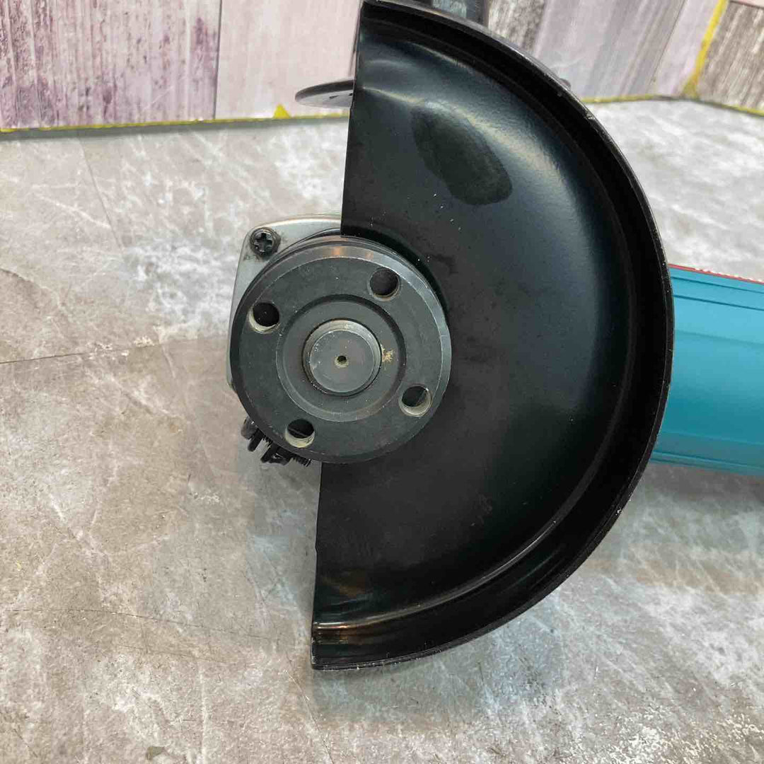 ☆マキタ(makita) 125mm ディスクグラインダ 9535B【八潮店】