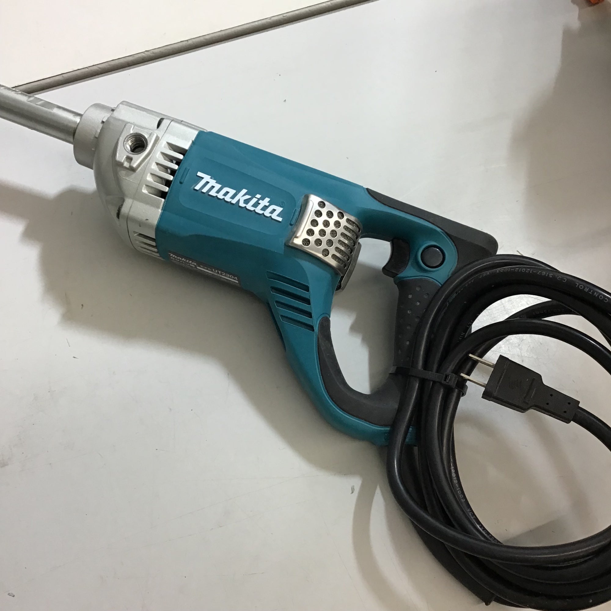 中古品】☆マキタ makita かくはん機 UT2204 【戸田店】 – アクト