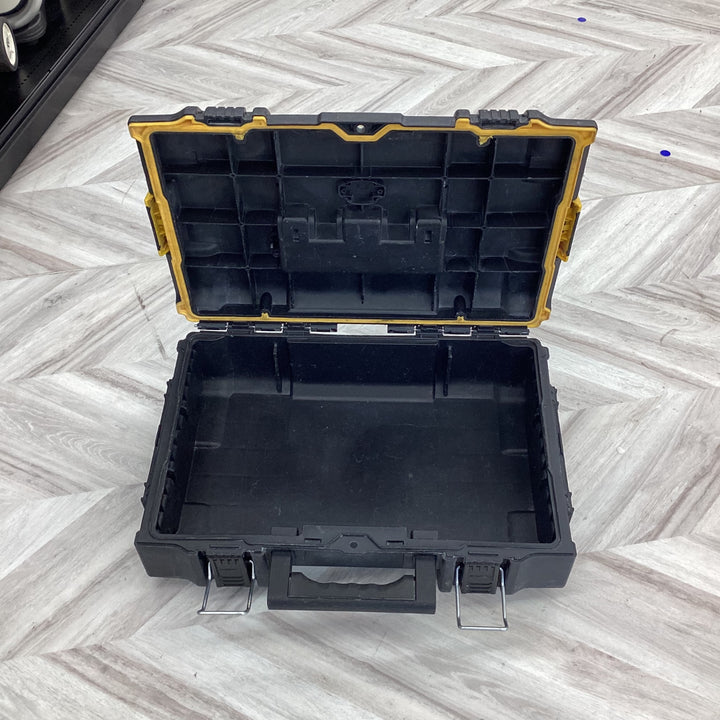 デウォルト(DEWALT) タフシステム2.0 システム収納BOX Sサイズ 工具箱 収納ケース ツールボックス DS165 積み重ね収納 DWST83293-1【越谷店】