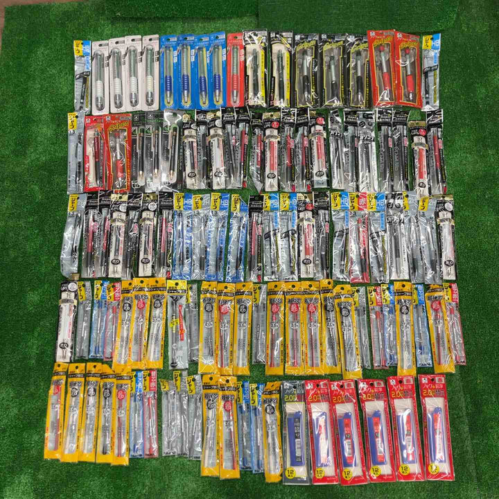 建築用チョーク、シャーペン、替え芯 計110個まとめ売り (サイズ・メーカー混在)【桶川店】