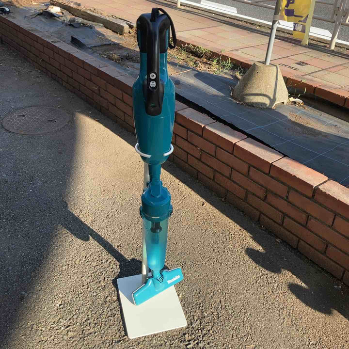 マキタ(makita) コードレスクリーナー 青 CL281FDZC【川崎店】