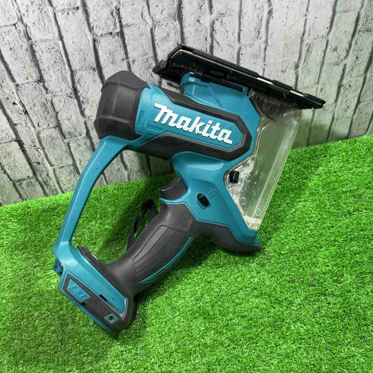 ★マキタ(makita) コードレスボードカッタ SD180DZ 18V 動作確認済【川口店】 ☆マキタ(makita) コードレスボードカッタ 18V SD180DZ【川口店