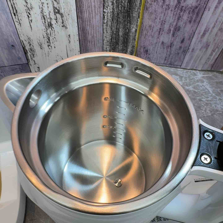 ☆マキタ(makita) コードレスケトル KT360DZW【八潮店】