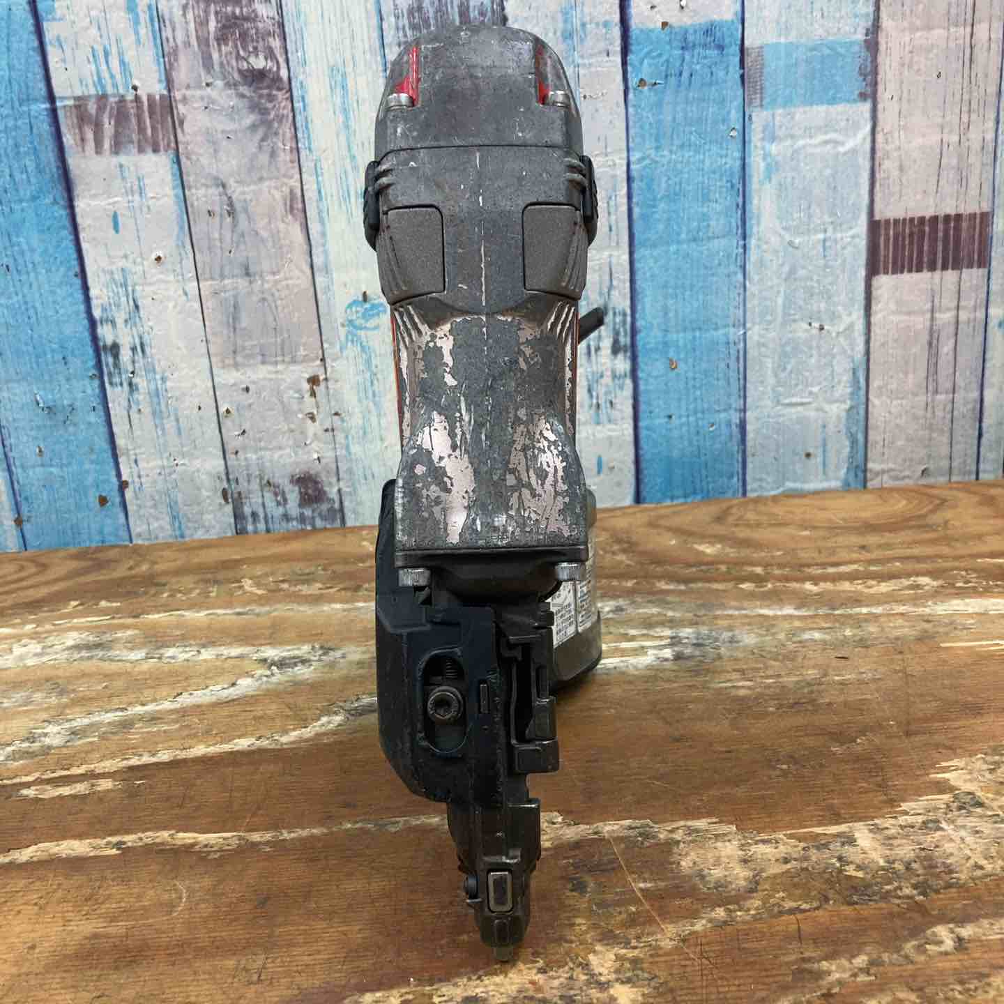 マックス 高圧釘打ち機 HN65Z1 中古品 max hn65z1の値段と価格推移は？