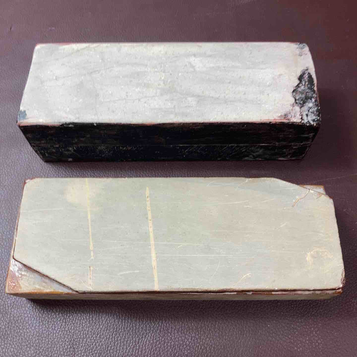 【中古品】 天然砥石 上野御蔵砥石 2個まとめセット 総重量約3.5Kg 鑿・鉋・大工道具 天然 砥石 【東大和店】
