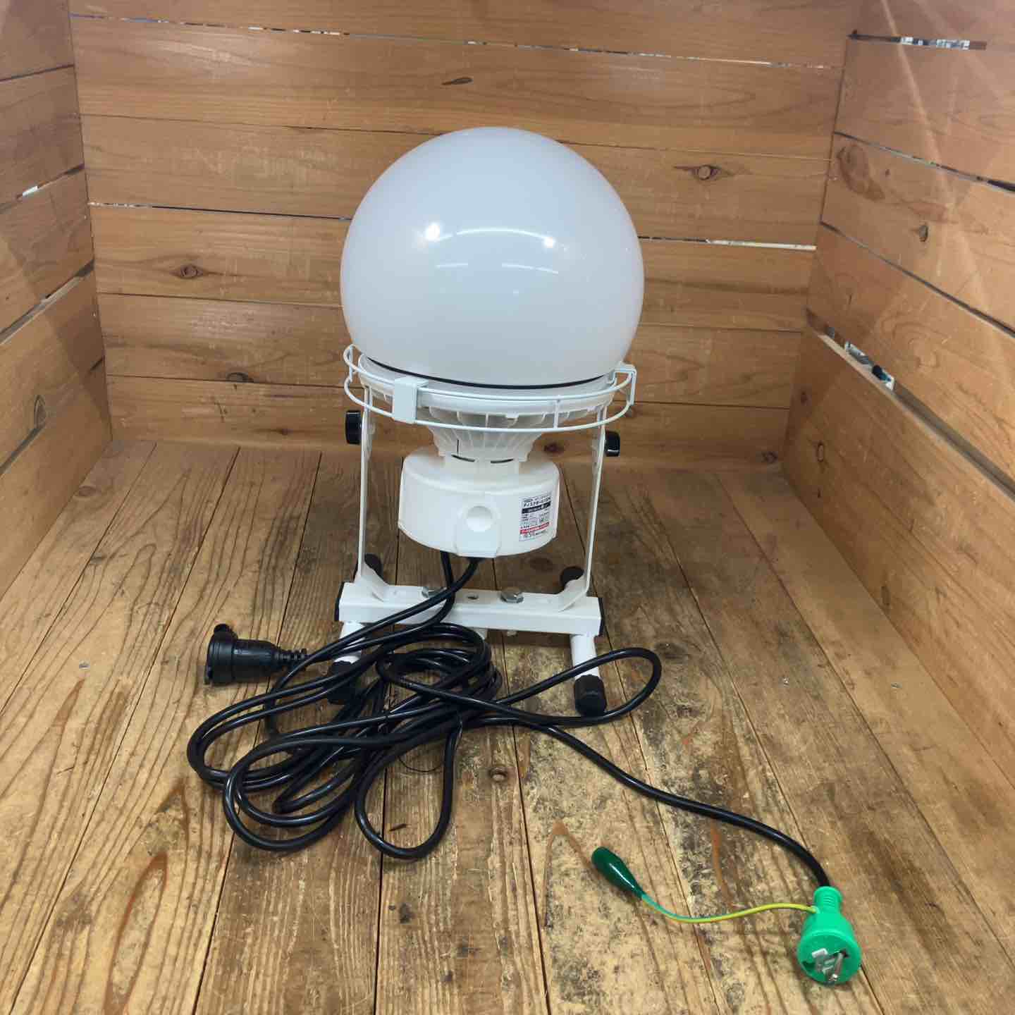 【中古】日動工業 L100W-AB-50K ディスクボール100W 床置きLEDライト 本体のみ【ハンズクラフト佐賀】 日動 床置きLED投光器（連結可能）ディスクボール100W 床