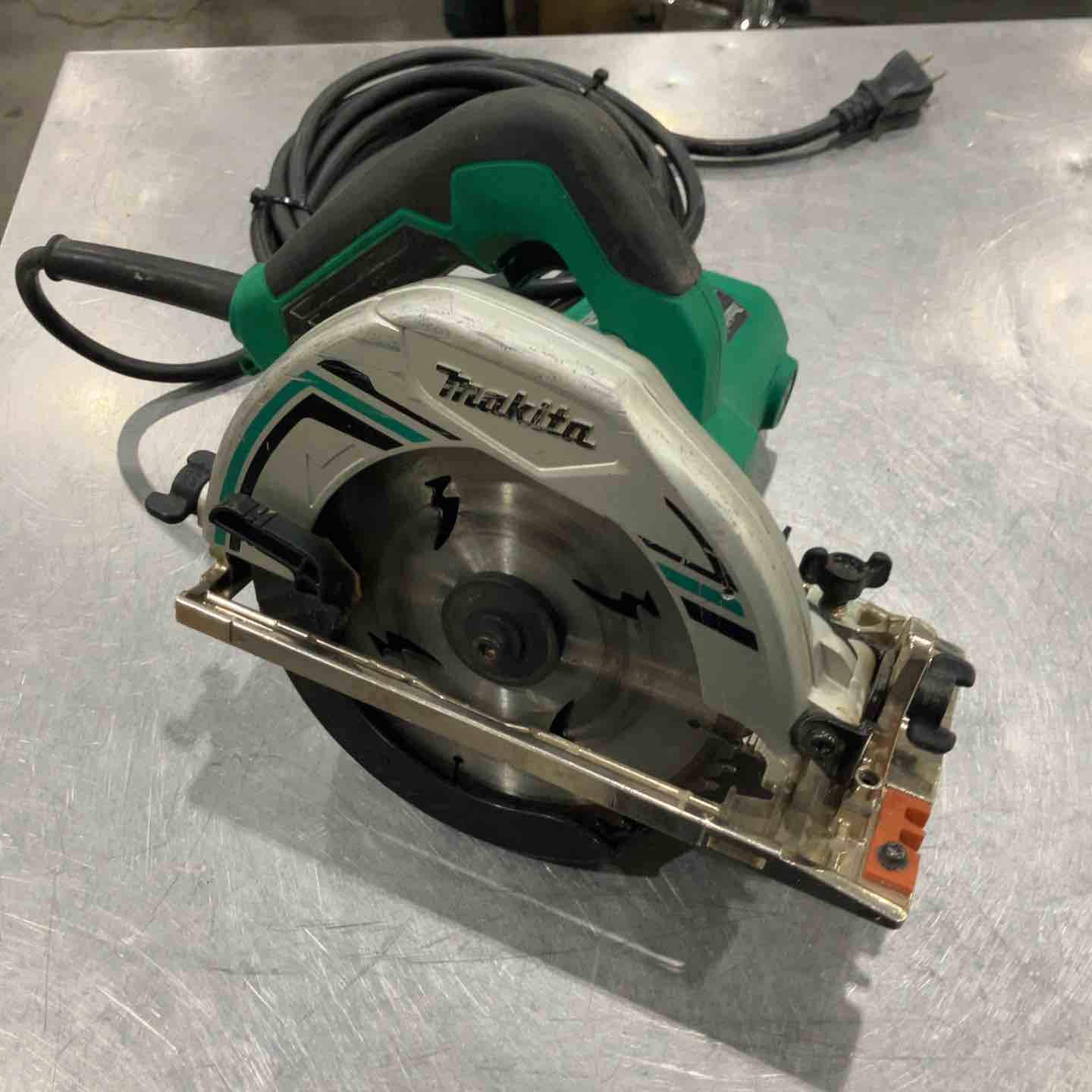 ひさしさん 中古 マキタ TD110DW ソフトケースセット 白の通販