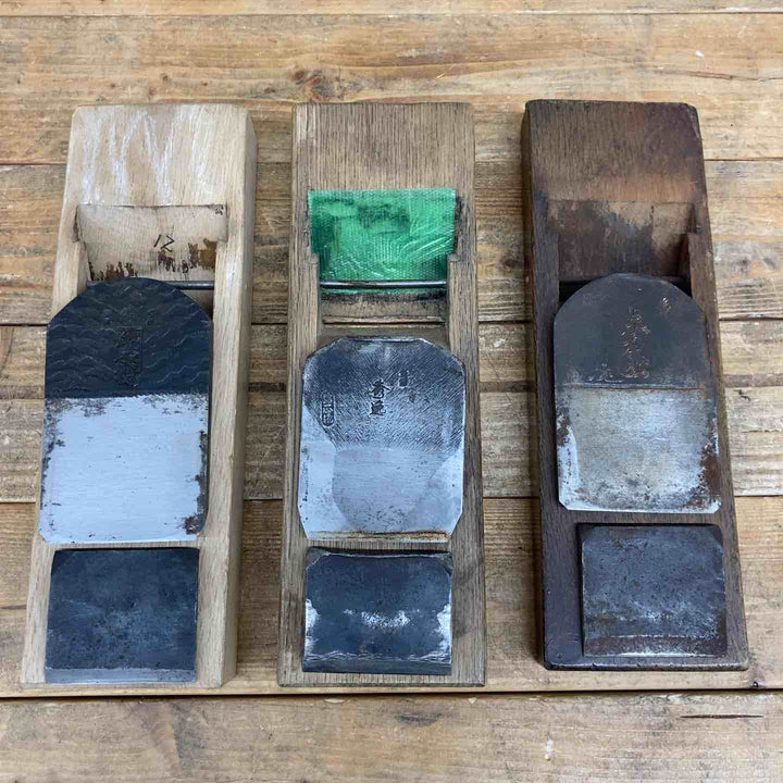 【中古品】 名人魂？・秀逸・京千代弘？　鉋3点セット  鉋 かんな カンナ 和工具 大工道具 鑿 のみ 鋸 のこ 【東大和店】