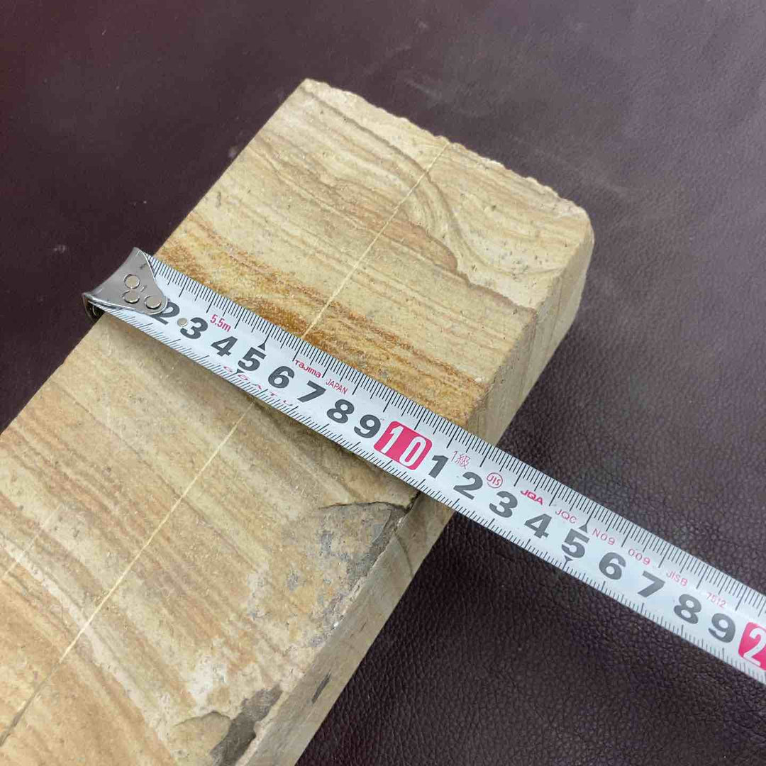 【超希少】 【中古美品】 天然砥石 産地不明 長さ220mmｘ幅110mmｘ高さ70mm 重量約4kg 番手細かめ 三河白名倉？ 沼田？ 【東大和店】