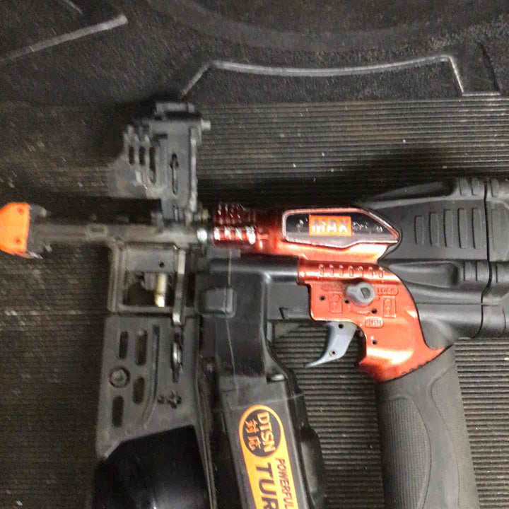 ★マックス(MAX) 高圧エアネジ打ち機 HV-R41G4-R【町田店】