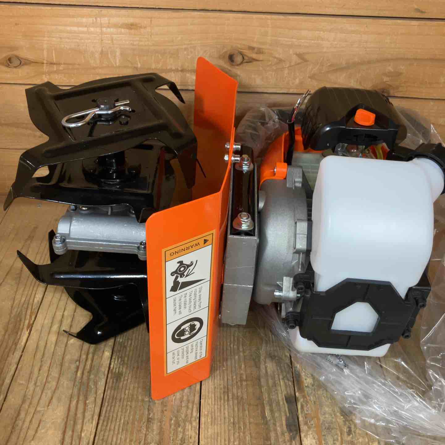 未使用品】Exect Familiar 145A 4ストローク 51cc 耕運機【所沢 未使用品】Exect Familiar 145A 4ストローク 51cc 耕運機【所沢