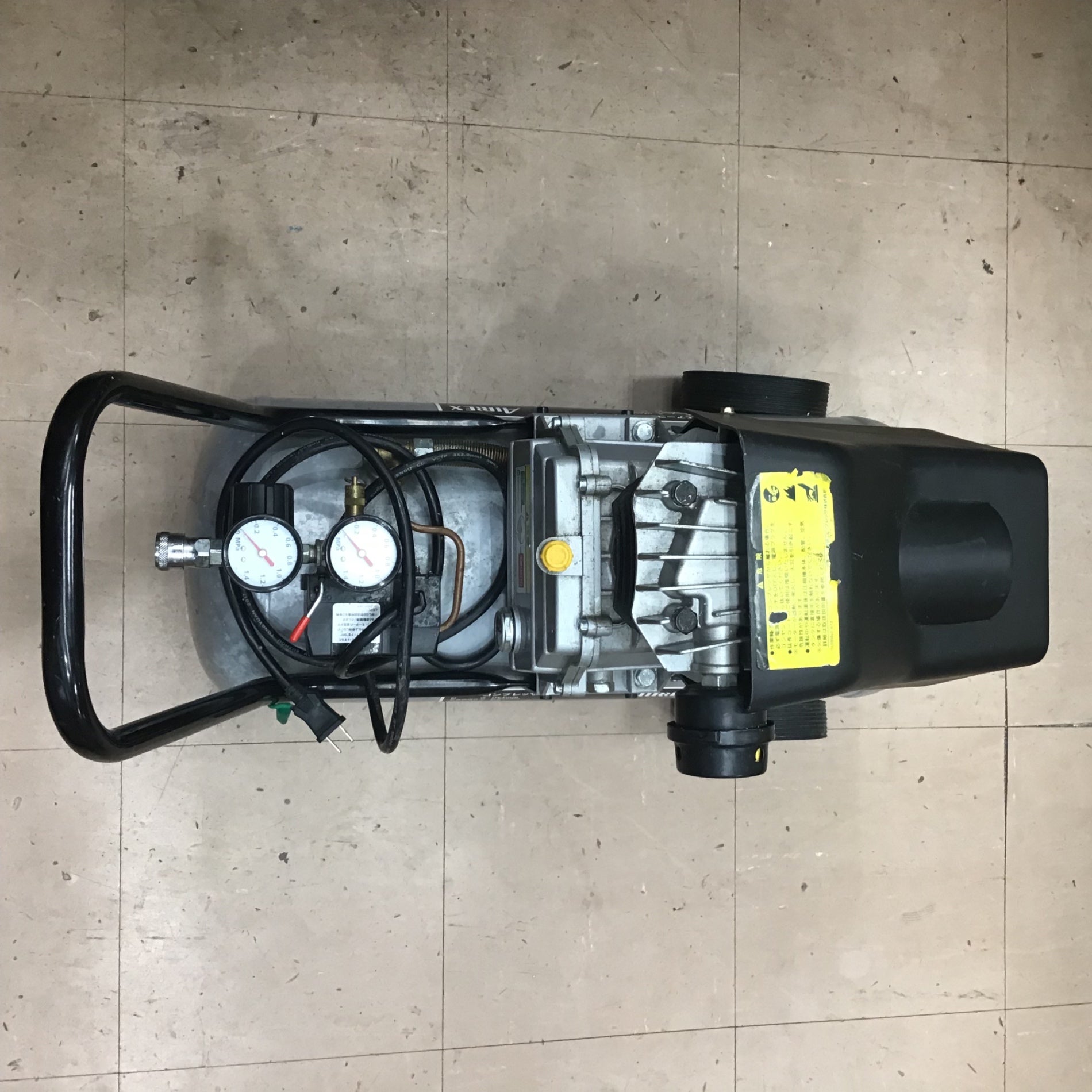 ○アネスト岩田 エアコンプレッサ HX4009【草加店】 – アクトツール