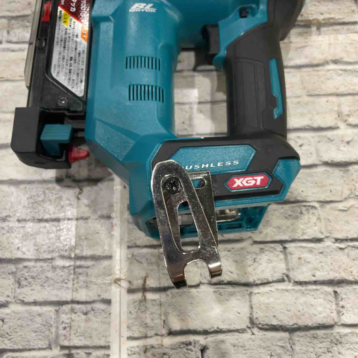 ◇マキタ(makita) 35mmコードレスピンネイラ PT001GZ【川口店