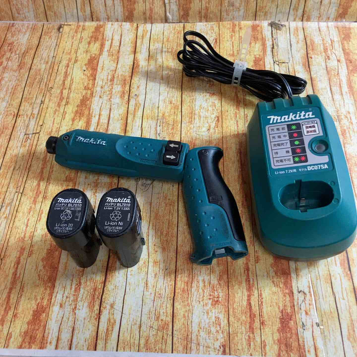 ☆マキタ(makita) コードレスペンインパクトドライバ TD020DZ【川崎店】