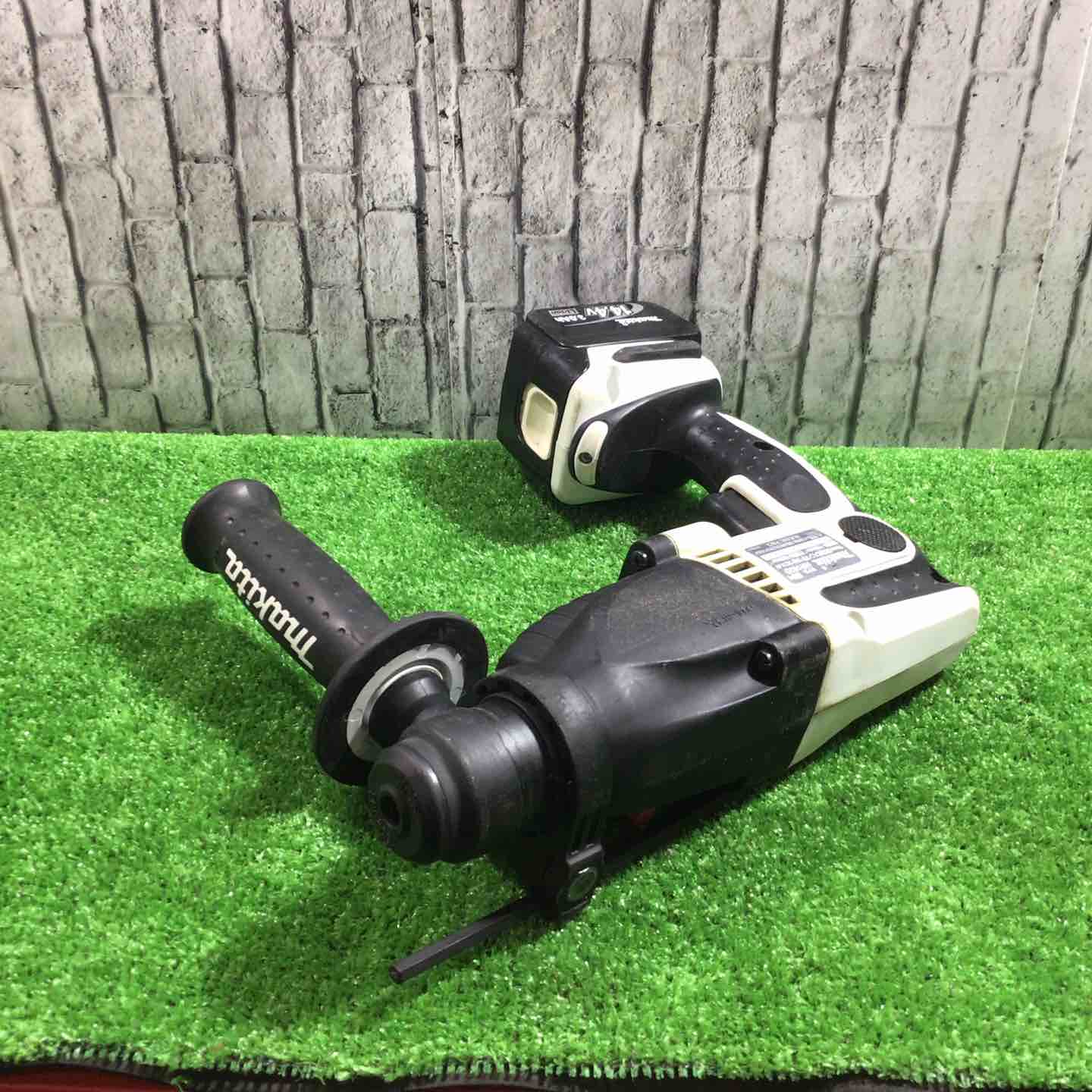 ★マキタ(makita) コードレスハンマドリル HR162DRFX【柏店】 ☆マキタ(makita) コードレスハンマドリル HR162DRFX【柏店