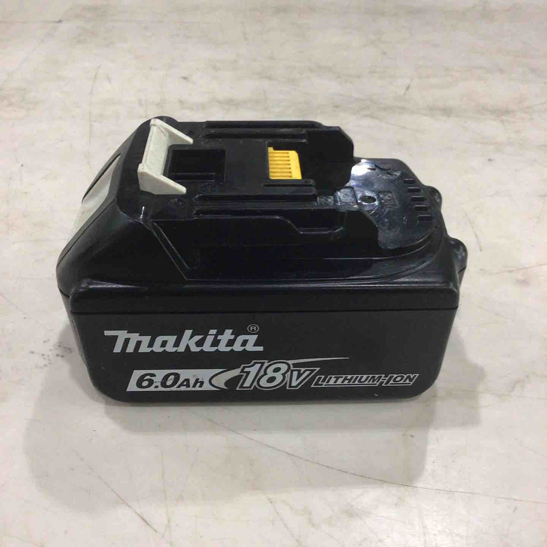 ★マキタ(makita) コードレス小型集じん機 乾湿両用 VC750DRG【川口店】