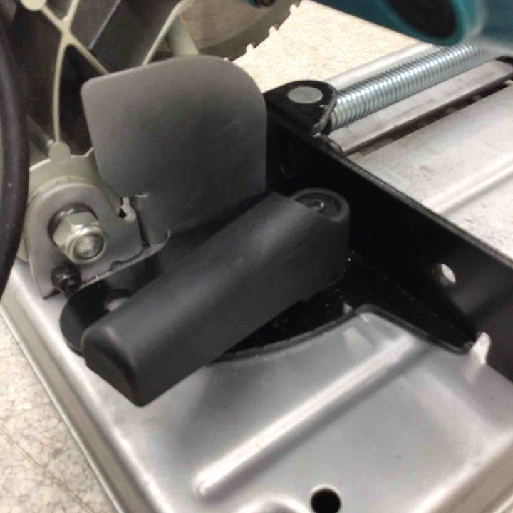 ☆マキタ(makita) チップソー切断機 LC0700F【八潮店】