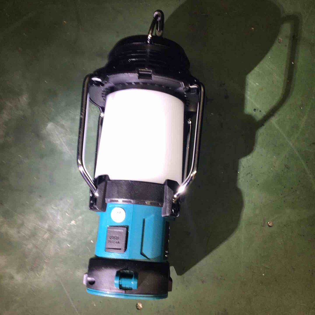 ★マキタ(makita) コードレスランタン付きラジオ MR054【戸田店】