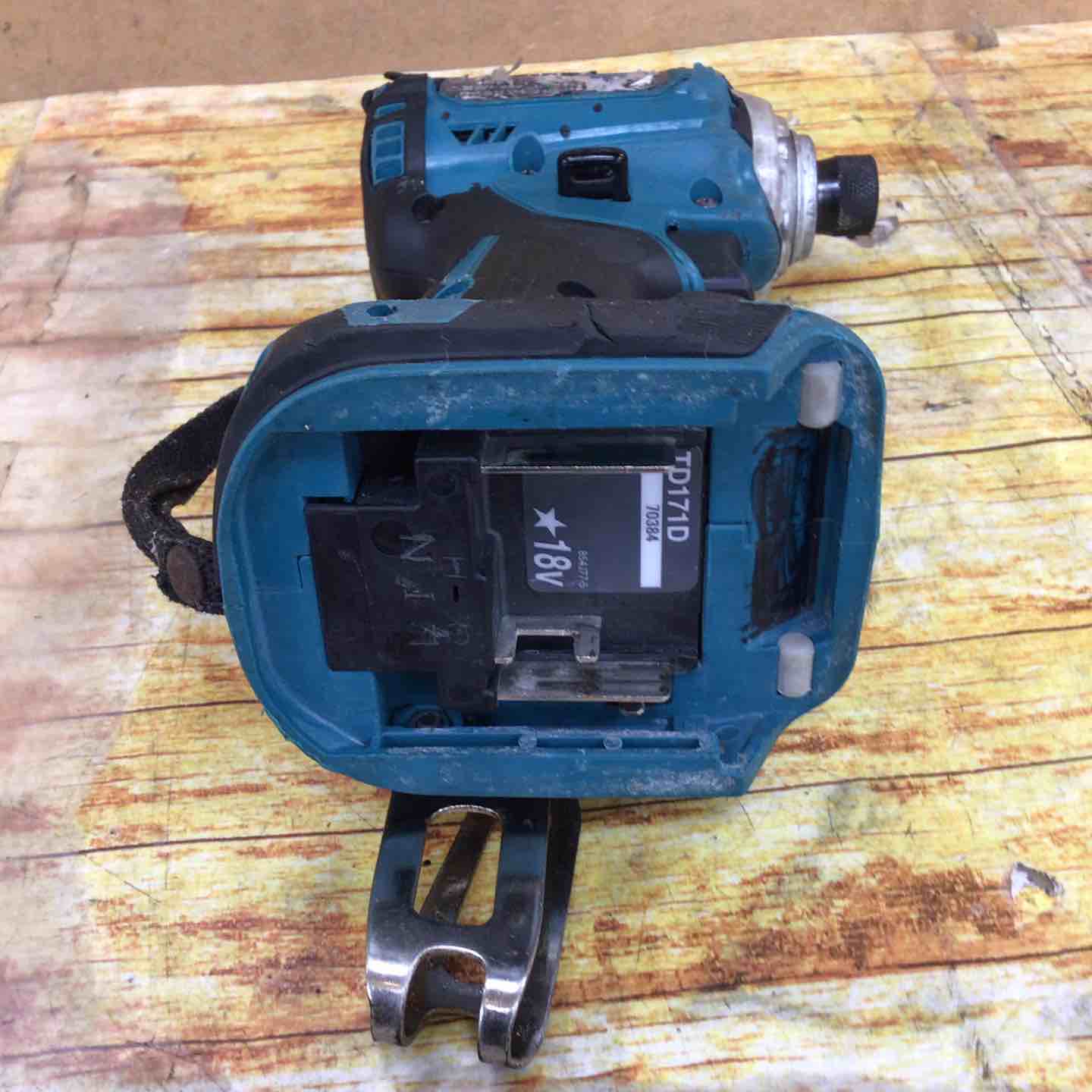 マキタ(makita) コードレスインパクトドライバー TD171DRGX マキタ(makita) コードレスインパクトドライバー TD171DRGX