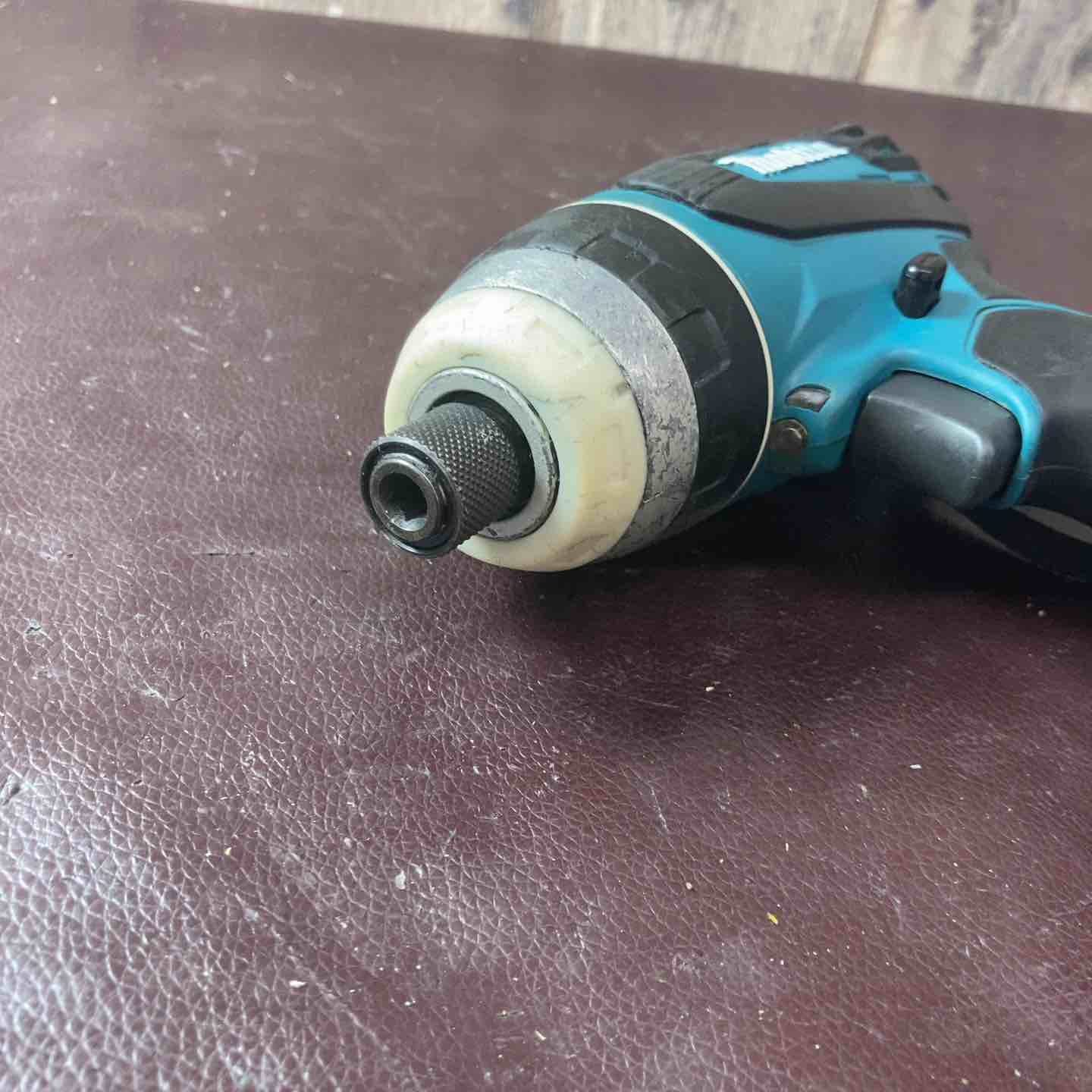 中古品】マキタ(makita) コードレス4モードインパクトドライバー