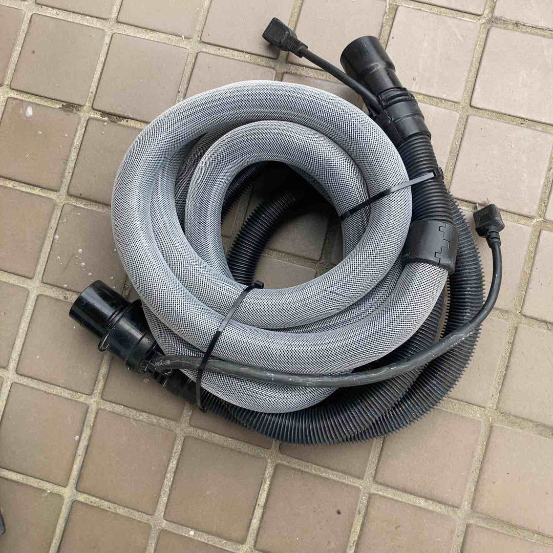 ★マキタ(makita) 15L集じん機(粉じん専用) VC1530【川崎店】