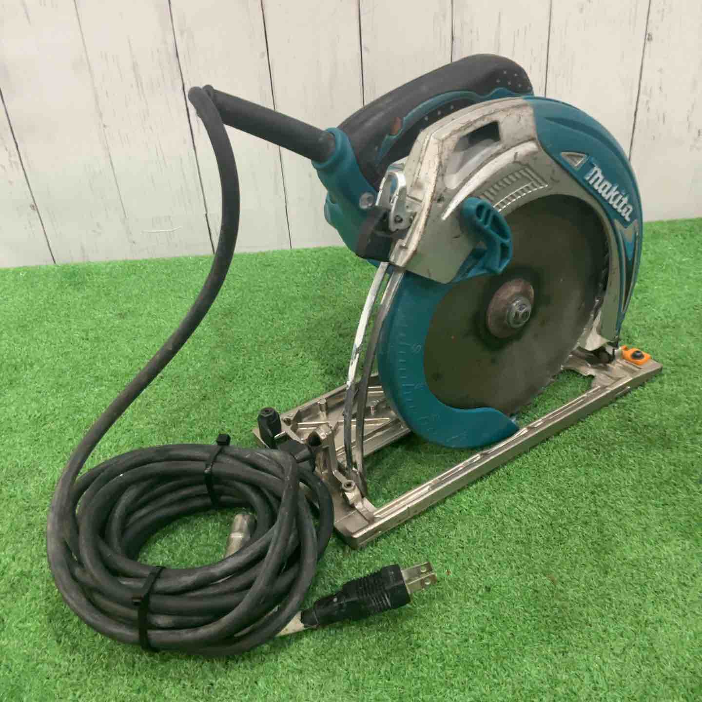 makita マキタ 5837BA 190ｍｍマルノコ 中古品　【ハンズクラフト宜野湾店】 マキタ（makita） 190mm電気マルノコ 5837BA : プロショップ三省堂