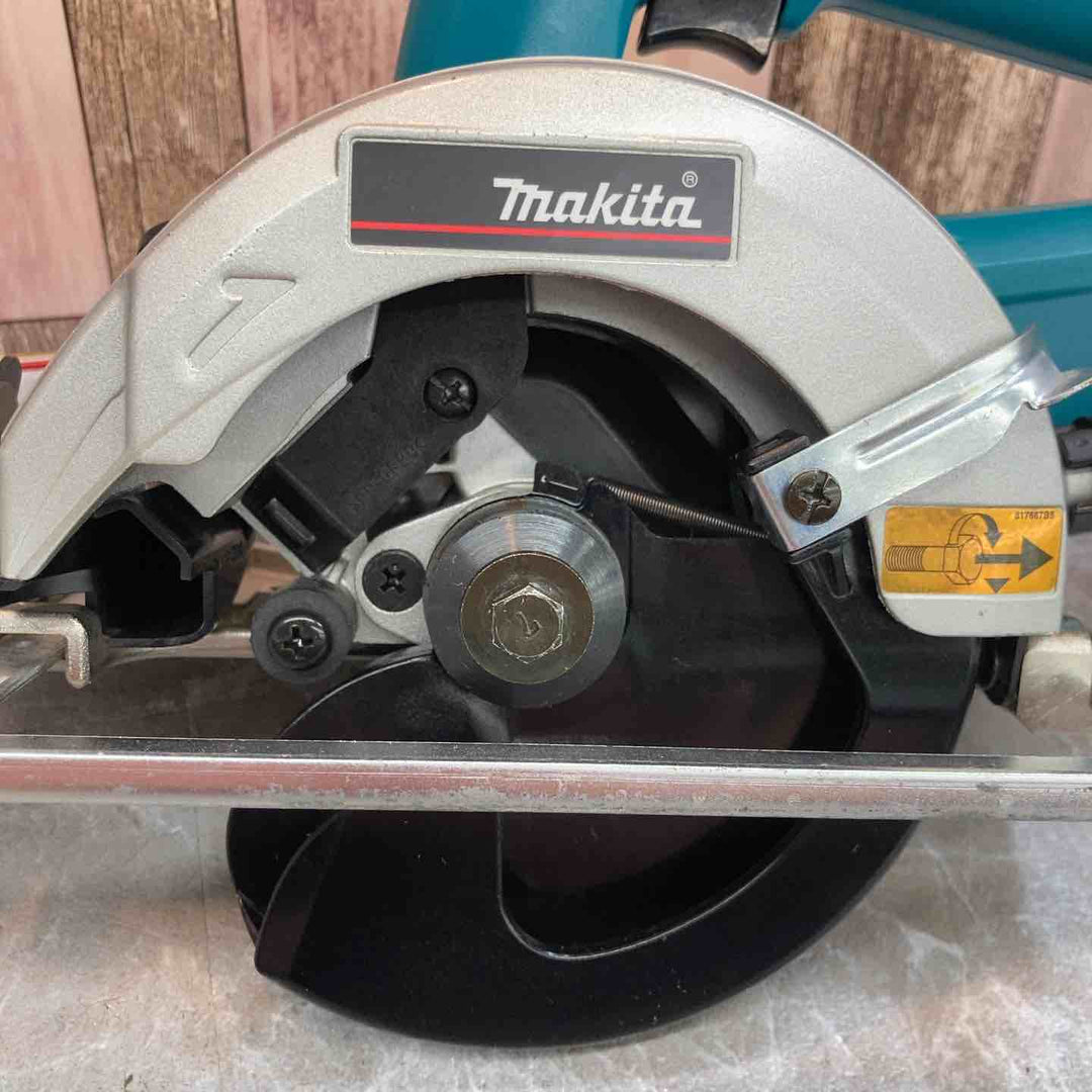 【中古品】☆マキタ makita 125mm 内装マルノコ 5240L 本体のみ【八潮店】