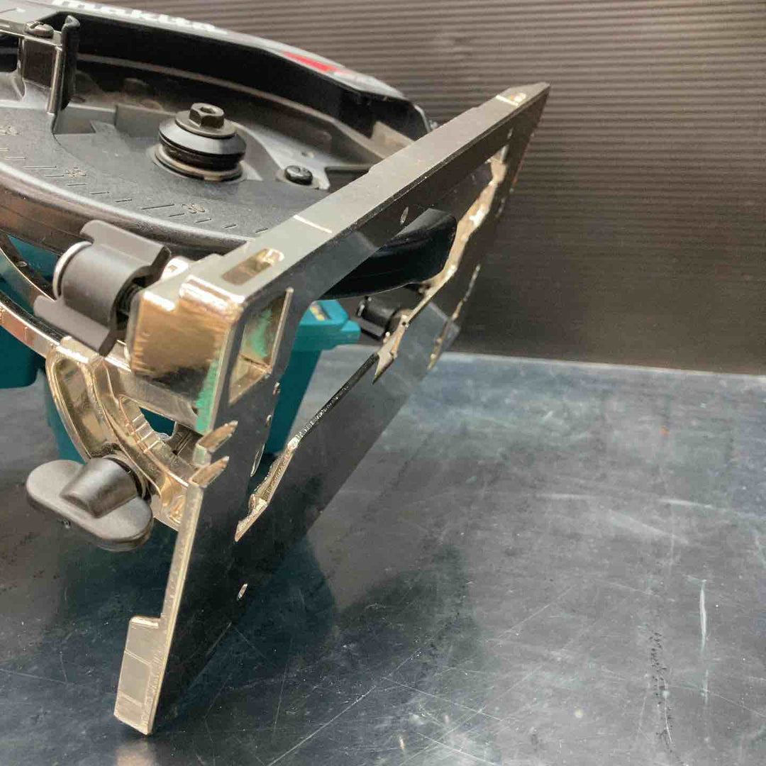 ★マキタ(makita) コードレス丸のこ HS001GZ【川越店】