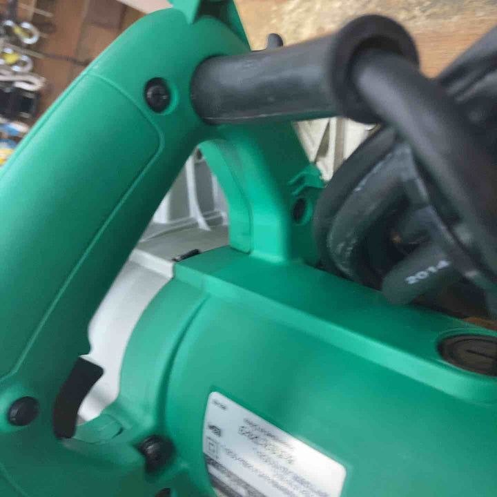 ◇マキタ(makita) 165mm 電気マルノコ M562【柏店】