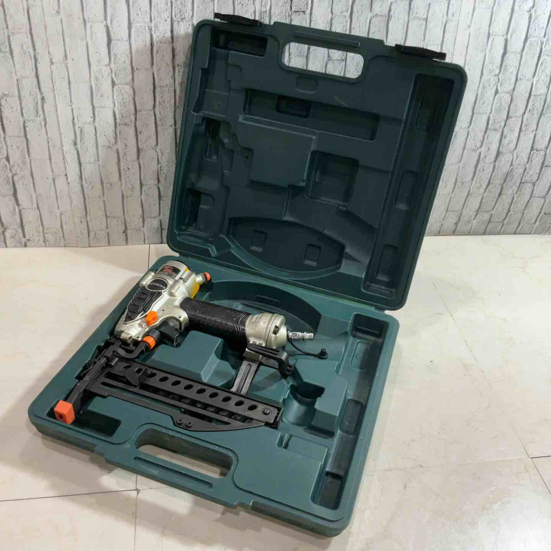☆ハイコーキ(HIKOKI ※旧:日立工機) 常圧フロアタッカ N5004MF【川口店】
