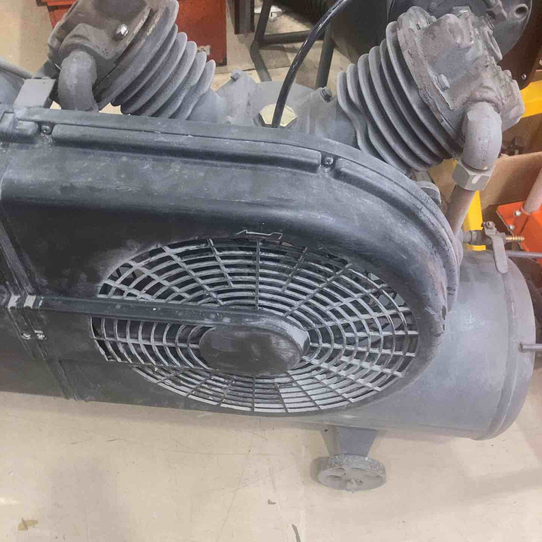 現状品【店頭受取り限定】ANEST200V コンプレッサー　TLP37E-10　【町田店】