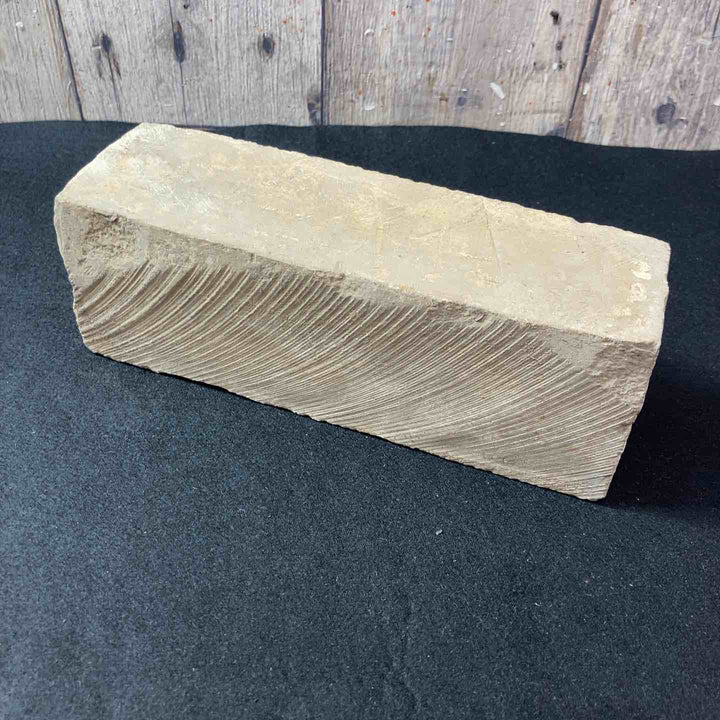 【中古品】天然砥石 産地不明 1.94Kg 沼田？ 総本山？【東大和店】