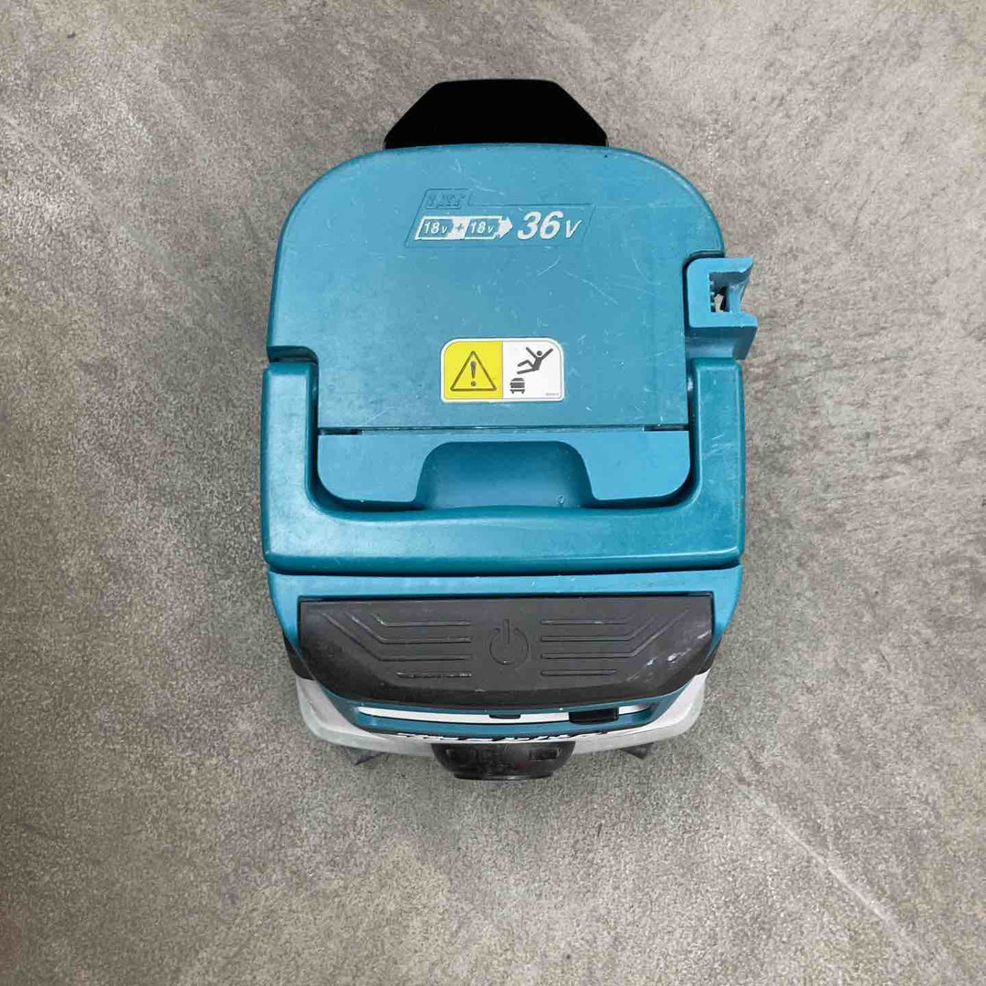 ★マキタ(makita) コードレス集じん機 乾式 VC864DZ【川崎店】