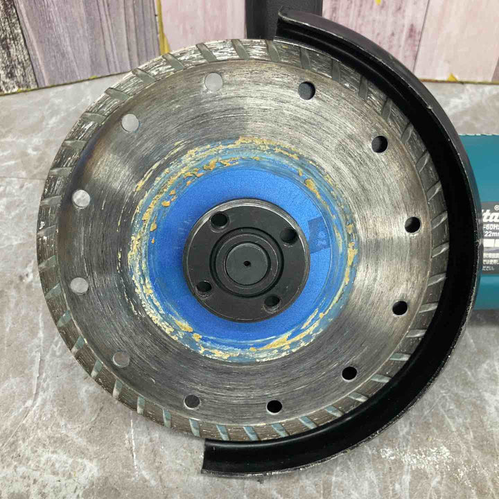 ◇マキタ(makita) 150mmディスクグラインダ GA6010【八潮店】