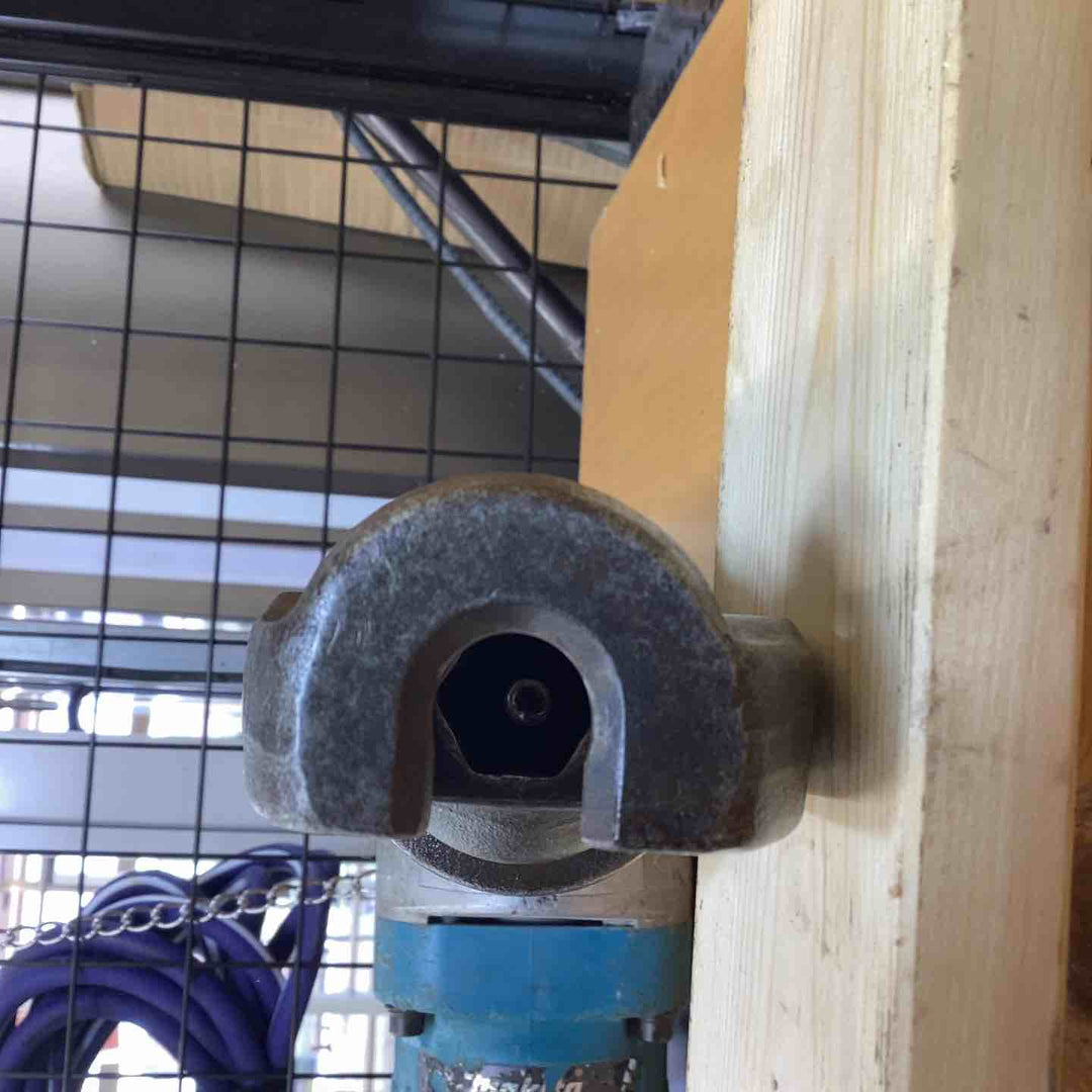 ★マキタ(makita) 電動ハンマ HM0810【草加店】