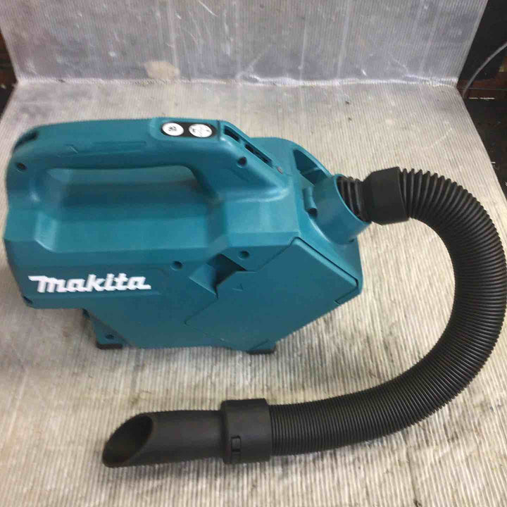 ☆マキタ(makita) コードレス掃除機(充電式クリーナー) CL121DZ【草加店】