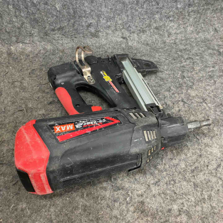 ★マックス(MAX) ガスネイラ GS-738C2 ケース(6V1.5Ahバッテリー*2、充電器、ガス*1)【鴻巣店】