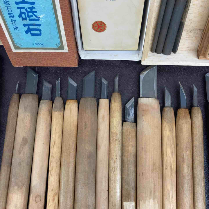 【中古品】 彫刻刀・ナイフ・砥石104点まとめ 和工具・鑿・木工 【東大和店】