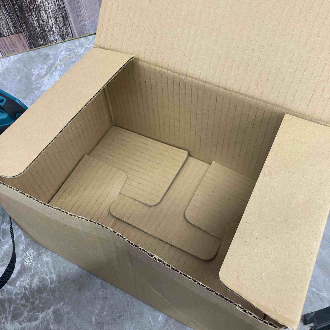 【未使用品】★マキタ(makita) コードレスインパクトドライバー TD002GZ 本体のみ【八潮店】